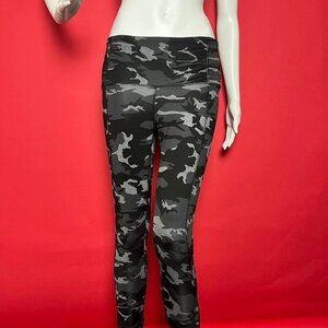 Power leggings / Black and white camo leggings 🖤🤍​​​